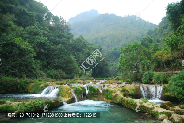 小七孔拱橋