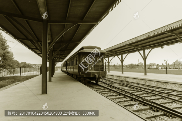 老上?；疖囌? title=