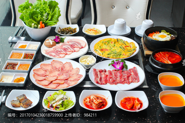 韓國烤肉套餐,烤肉一桌