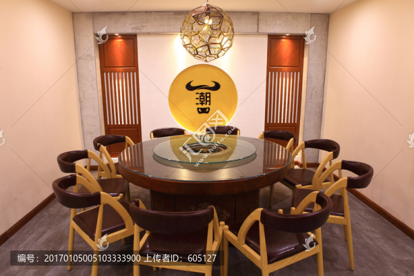 包房