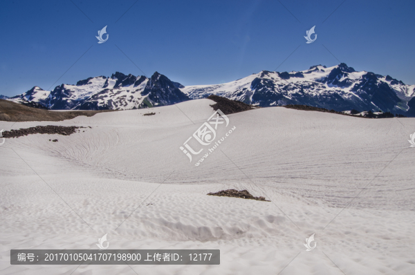雪山