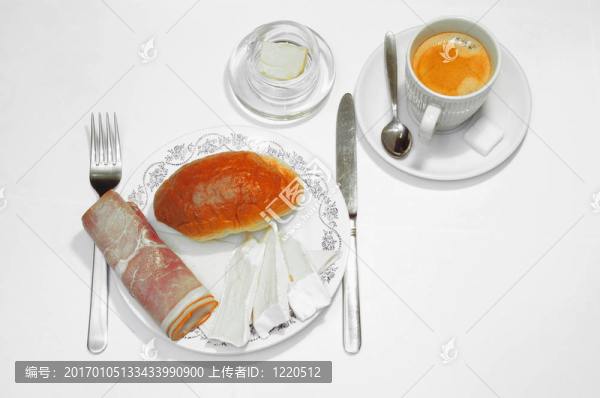 火腿奶酪早餐。