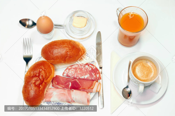 白色早餐。