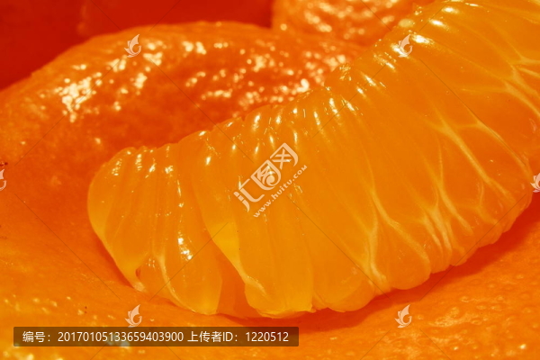 橙色