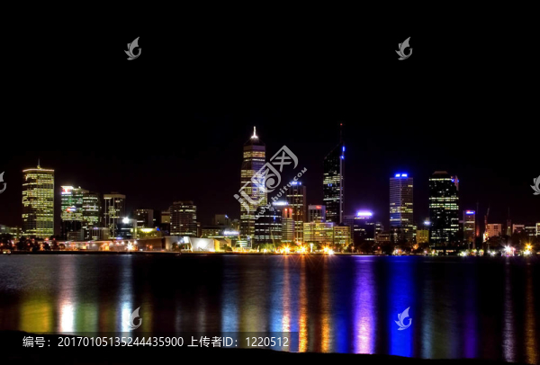 珀斯市夜間