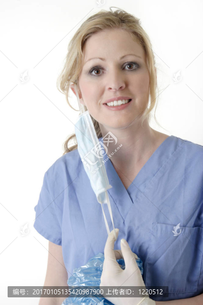 戴面具和手套的女士護(hù)士