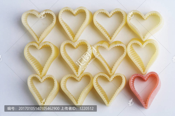 心形的面條herzf脙露rmige,nudelnheart形面-,herzf？GE,nudeln