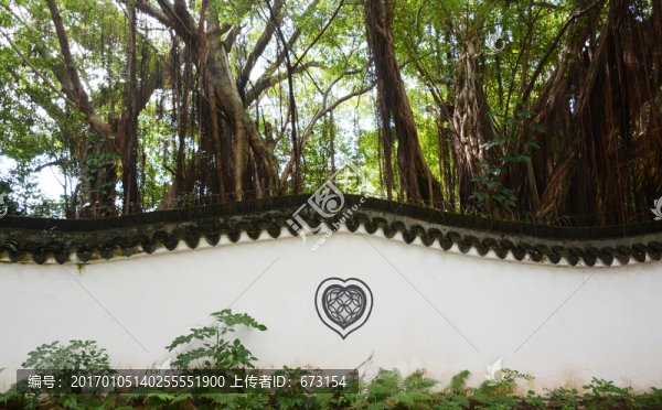 白墻黑瓦