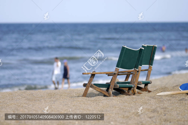 椅子在Beach