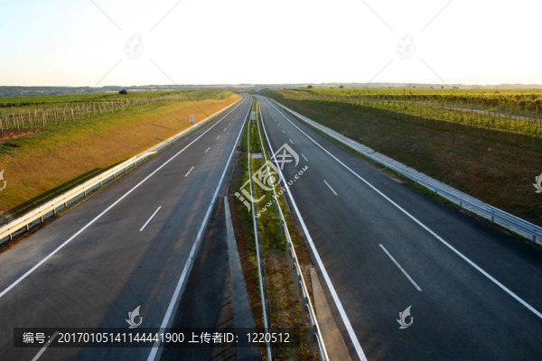 新的公路
