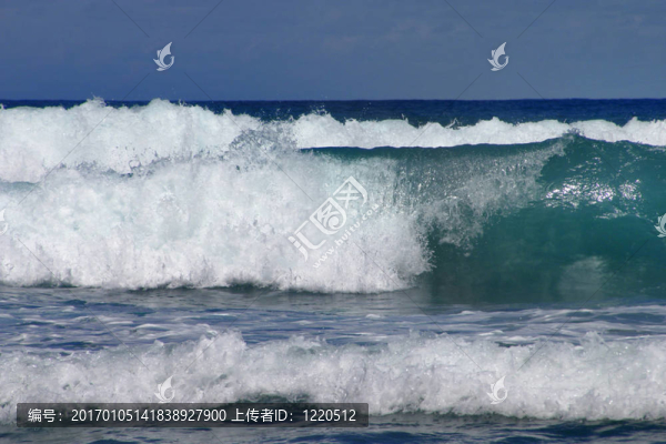 高高的海浪