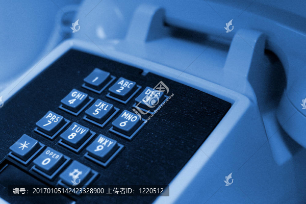 藍(lán)色的手機(jī)