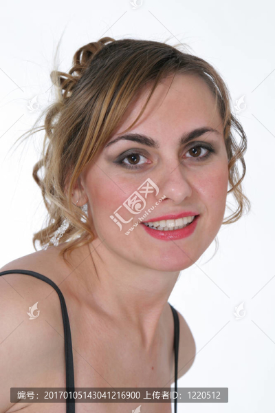 笑的女孩