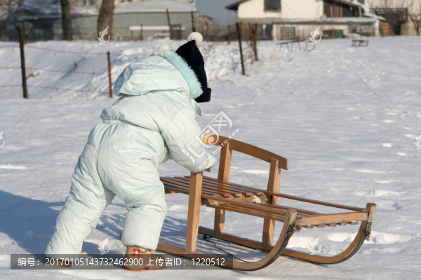 推著我的雪橇