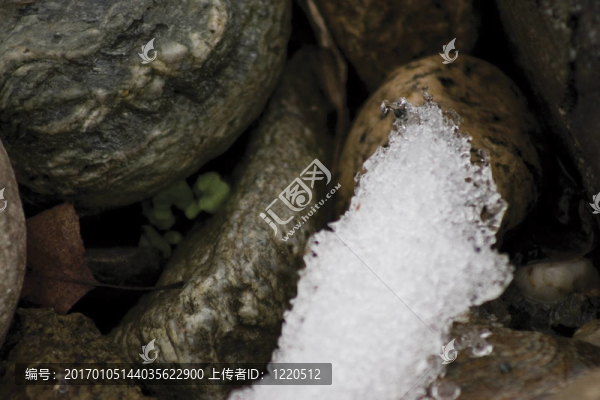 四個季節(jié)的巖石