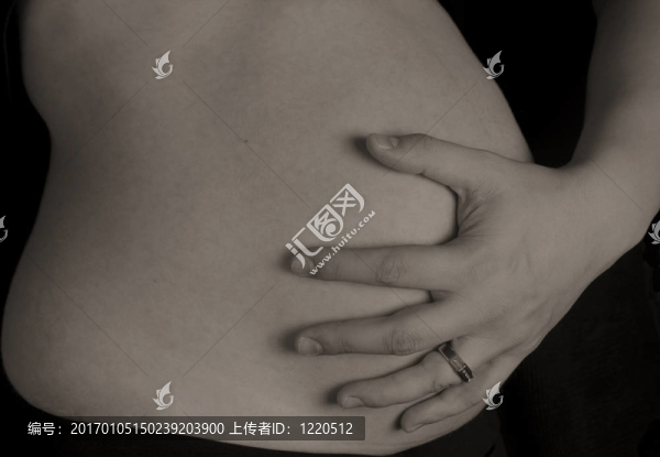 手和肚子