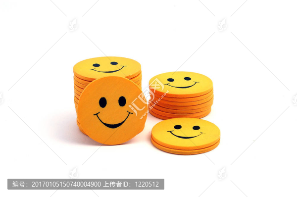 堆笑臉