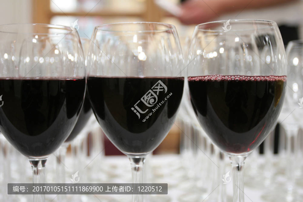 紅葡萄酒杯