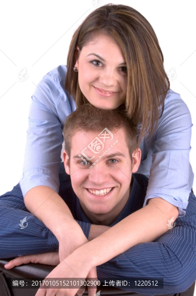 幸福的年輕夫婦