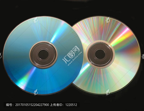 兩張黑色的光盤