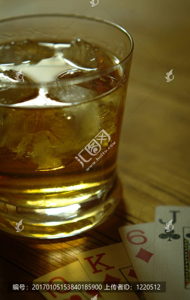 威士忌杯