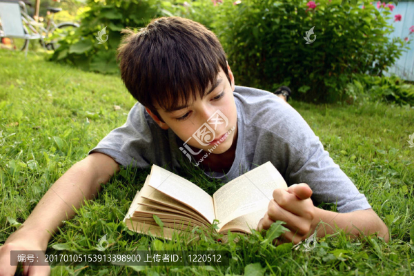 青少年與書