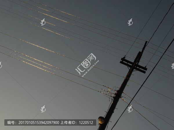 電源線