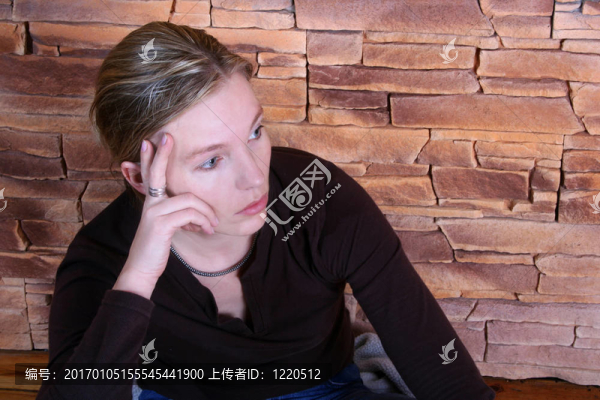 悲傷的woman3