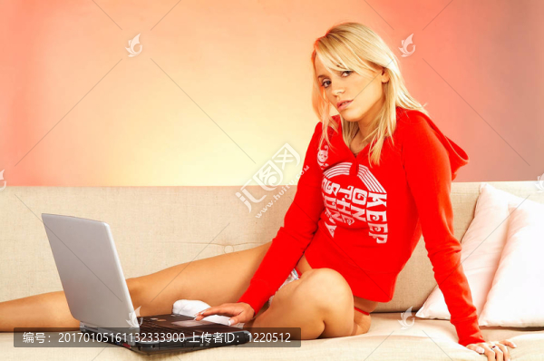 女人的筆記本電腦
