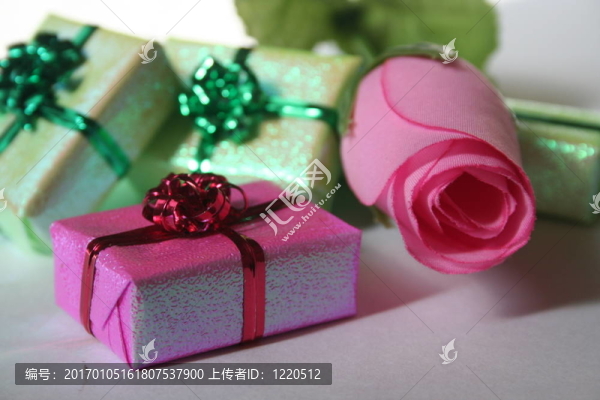 禮物和鮮花