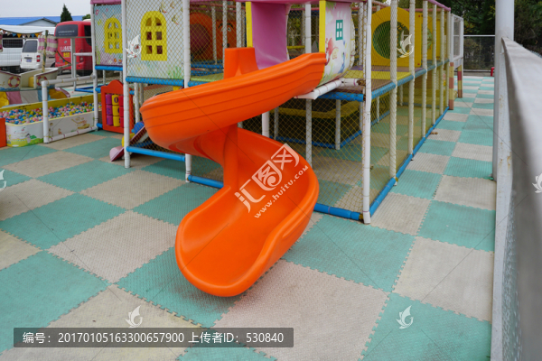 兒童游樂場