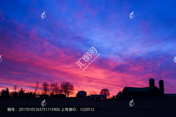 農(nóng)場(chǎng)上的清晨