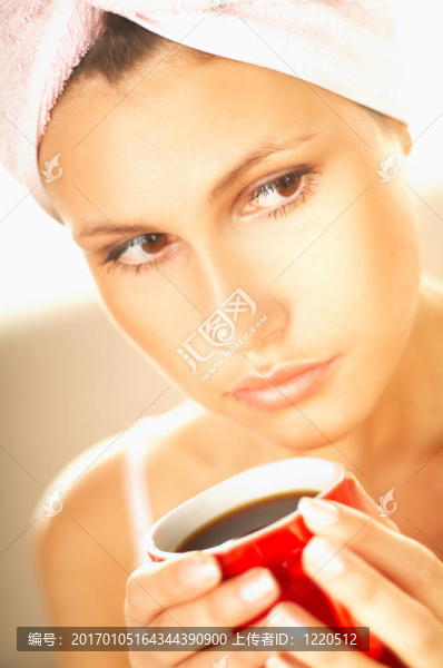 只是一杯咖啡