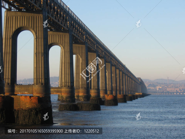 泰河大橋