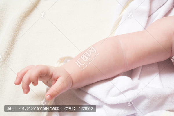 嬰兒的手