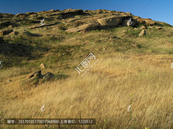 草巖的天空-匯圖網(wǎng) www.fosd68.com 草巖的天空