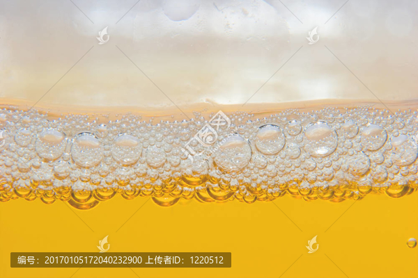 玻璃中的啤酒