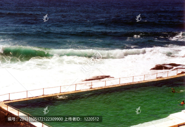 神的游泳池-匯圖網(wǎng) www.fosd68.com 神的游泳池