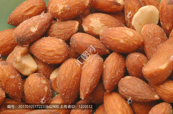 杏仁的細(xì)節(jié)-匯圖網(wǎng) www.fosd68.com 杏仁的細(xì)節(jié)