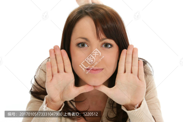 女人臉上的手