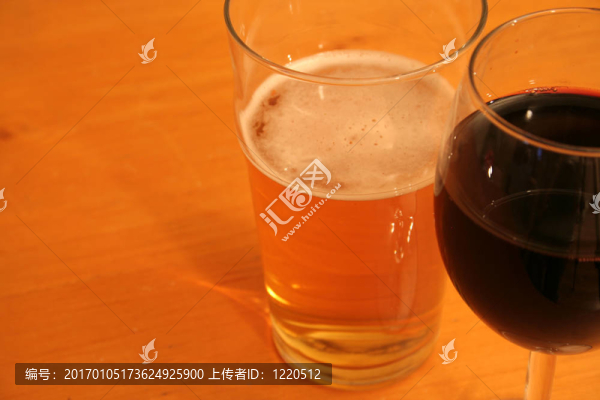 啤酒和紅葡萄酒