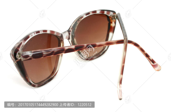 太陽(yáng)鏡隔離-匯圖網(wǎng) www.fosd68.com 太陽(yáng)鏡隔離