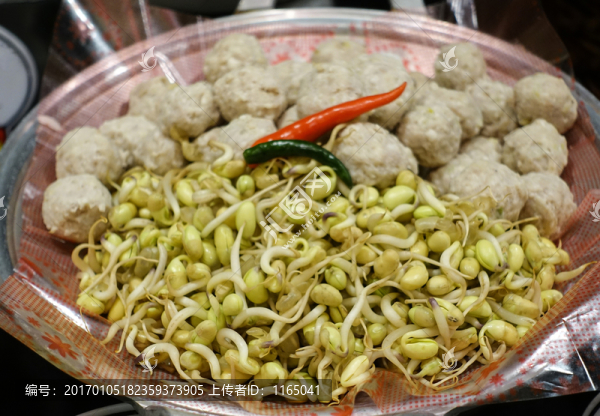 菜式,鍋?zhàn)卸寡咳馔? title=