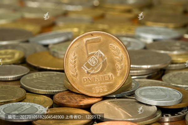 008塊錢(qián)的硬幣盧布