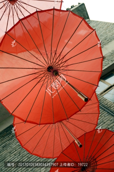紅雨傘