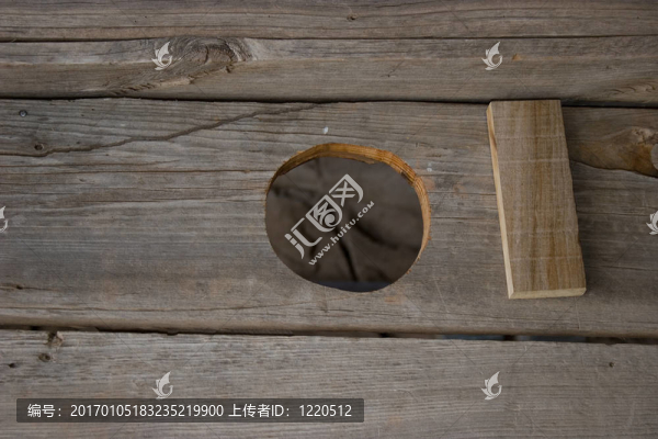 孔