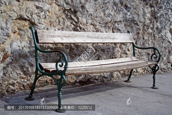 搖滾舊板凳