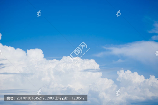 云