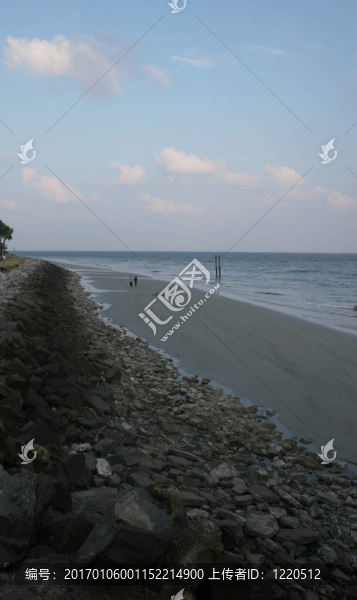 走在Beach