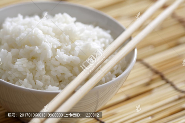 碗里的飯